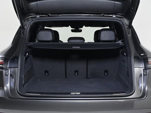 Certified 2023 Porsche Cayenne image 24