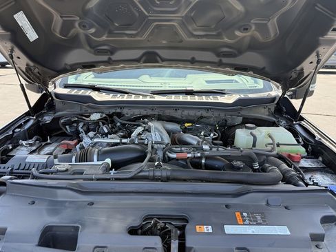 New 2025 Ford F250 Lariat w/ Lariat Ultimate Package image 30