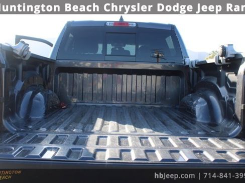 Used 2019 RAM 1500 Big Horn image 34