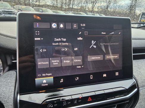 Used 2023 Jeep Compass Sport image 10