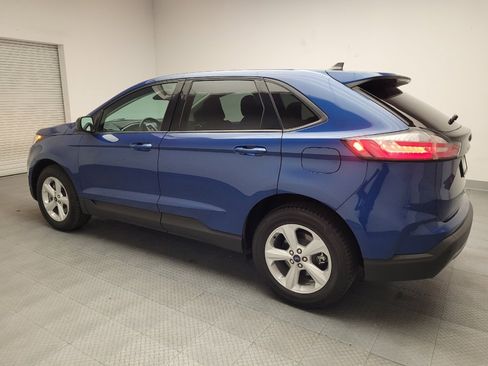 Used 2021 Ford Edge SE w/ Cargo Accessory Package image 3