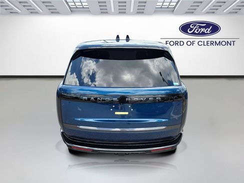 Used 2025 Land Rover Range Rover SE AWD/4WD image 4