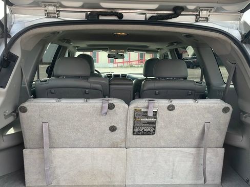 Used 2012 Toyota Highlander Limited FWD image 15