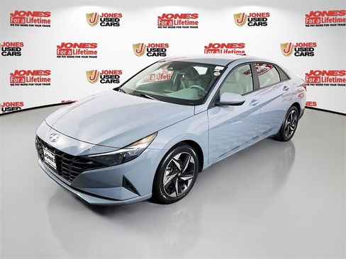 Certified 2023 Hyundai Elantra SEL w/ Convenience Package image 14