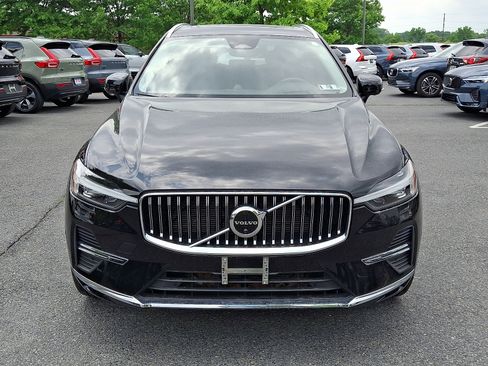 Used 2023 Volvo XC60 B5 Ultimate AWD/4WD image 2