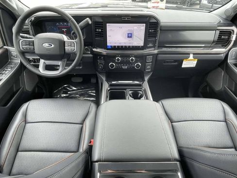 New 2026 Ford F250 Lariat w/ Black Appearance Package AWD/4WD image 11