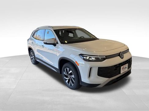 New 2025 Volkswagen Tiguan S image 7