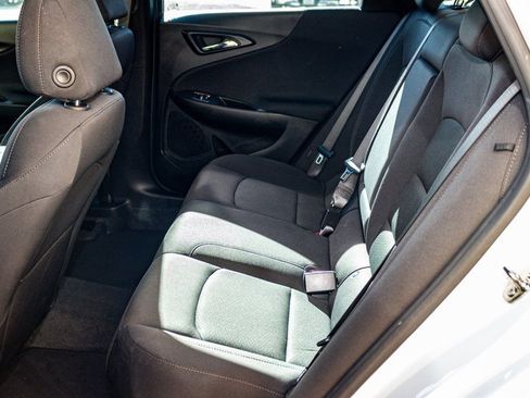 Used 2024 Chevrolet Malibu LT image 23