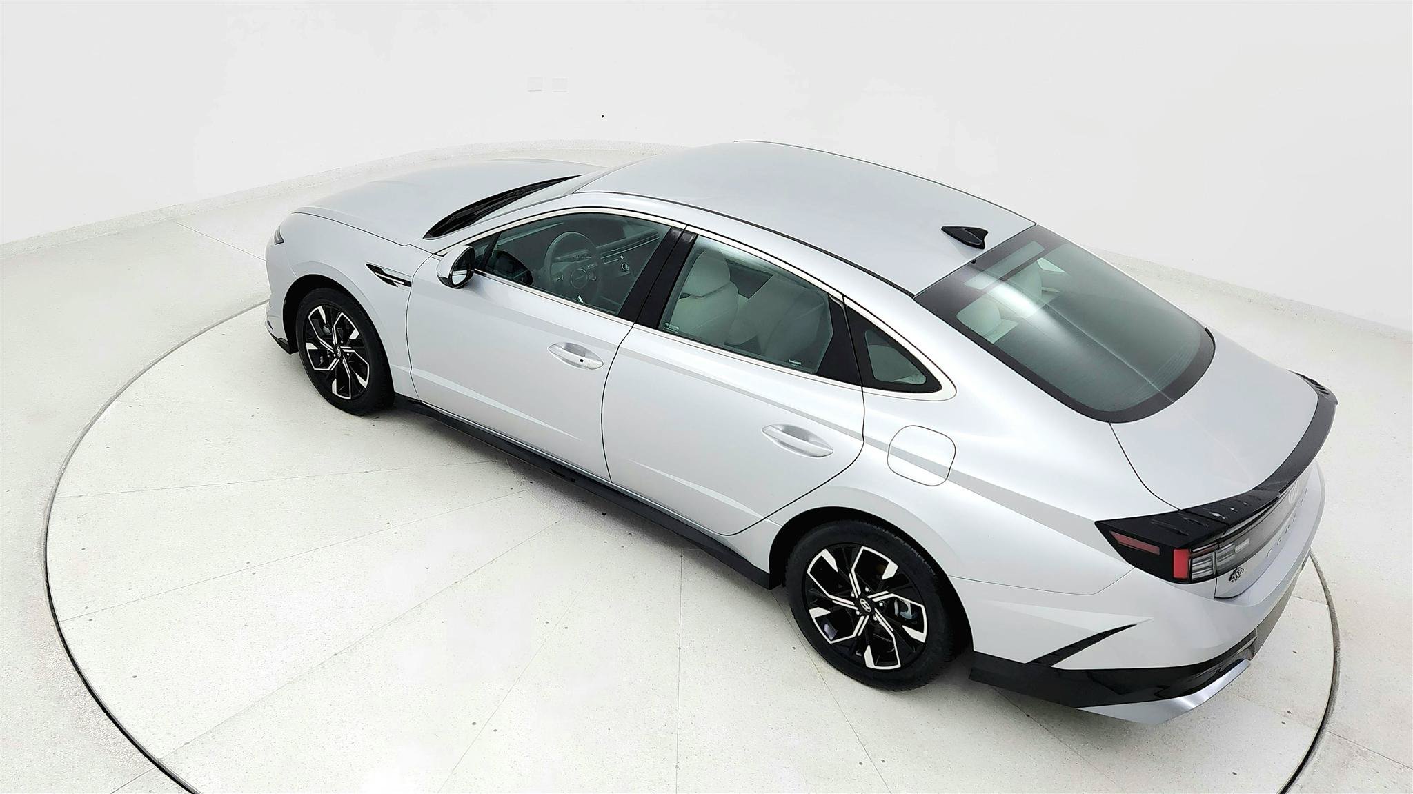 Used 2024 Hyundai Sonata SEL FWD image 15
