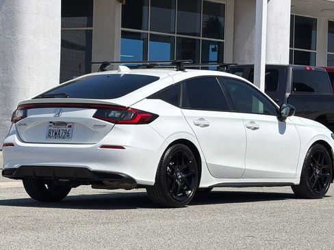 Used 2022 Honda Civic Sport image 4