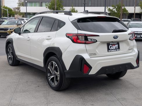 Used 2025 Subaru Crosstrek 2.0i Premium image 7