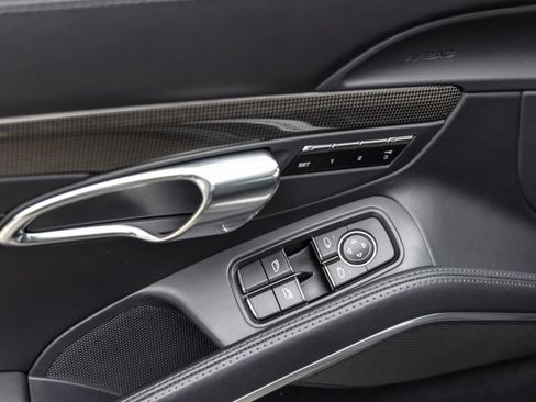 Used 2013 Porsche 911 Carrera S RWD image 23