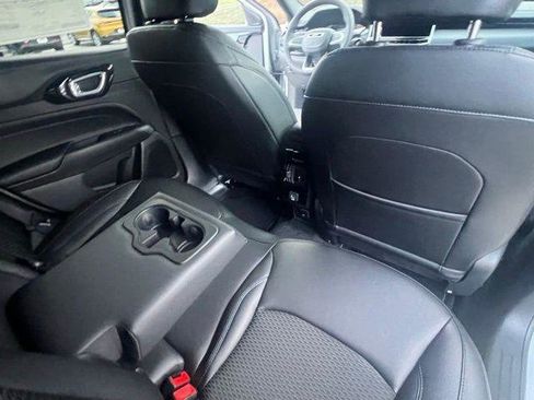 New 2026 Jeep Compass Latitude image 27