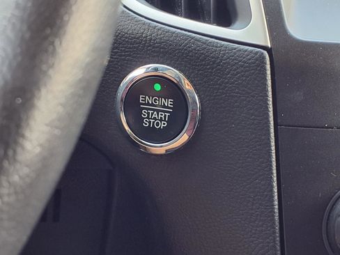 Used 2015 Ford Edge SEL w/ Equipment Group 201A AWD/4WD image 15