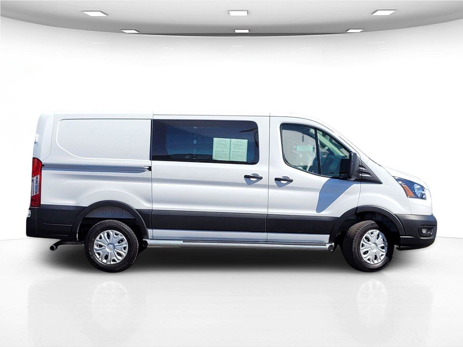 Used 2025 Ford Transit 250 Low Roof w/ Exterior Upgrade Package RWD image 5