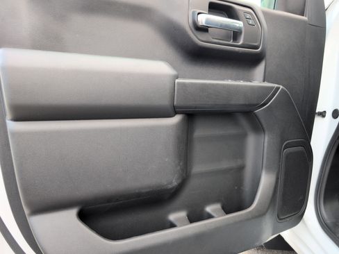 Used 2024 Chevrolet Silverado 1500 Custom image 11