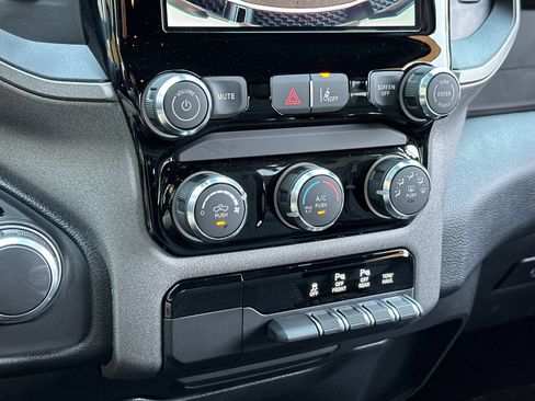 New 2026 RAM 1500 Express RWD image 18