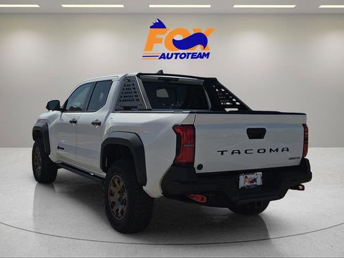 New 2026 Toyota Tacoma 4x4 Double Cab Hybrid image 3