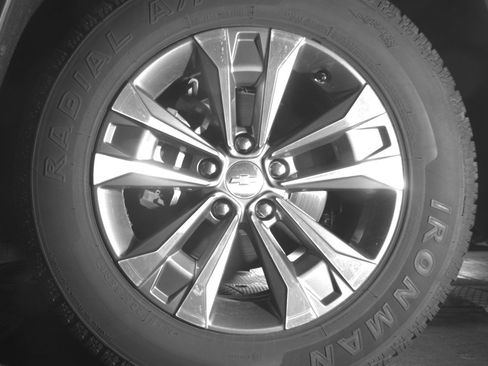 Used 2025 Chevrolet Equinox LT image 12