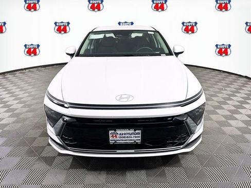 Used 2025 Hyundai Sonata SE FWD image 7
