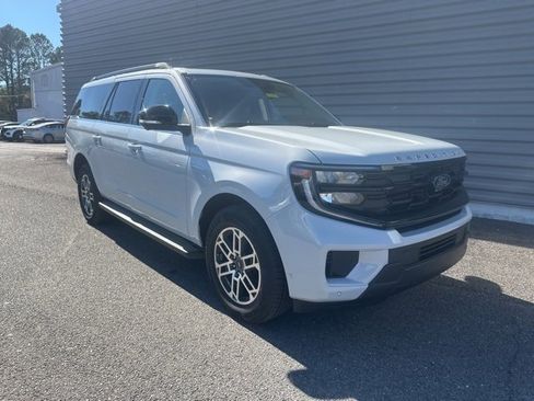 New 2025 Ford Expedition Max Active image 1