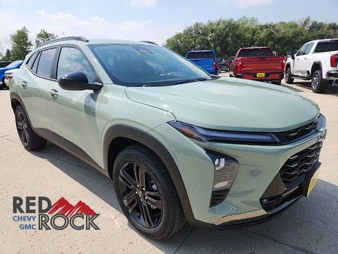 New 2025 Chevrolet Trax ACTIV w/ Driver Confidence Package image 5