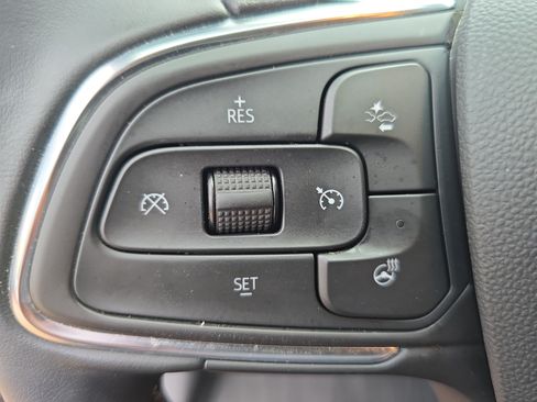 Used 2024 Buick Encore GX Preferred w/ Comfort Package FWD image 16
