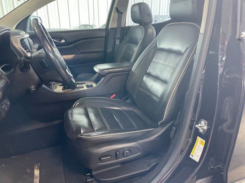 Used 2017 GMC Acadia Denali w/ Technology Package AWD/4WD image 17