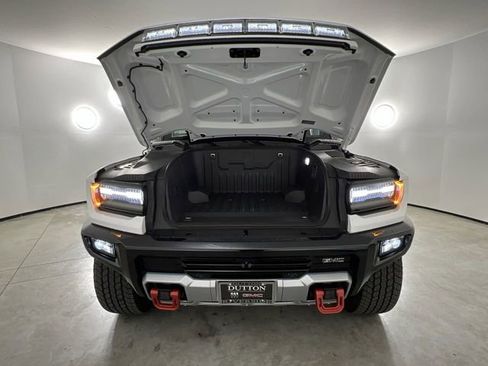 Used 2025 GMC Hummer EV 3X w/ LPO, Sport Package image 31