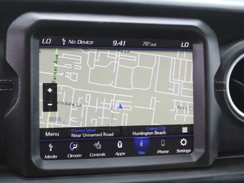 Used 2023 Jeep Wrangler Unlimited Sahara w/ Cold Weather Group AWD/4WD image 34