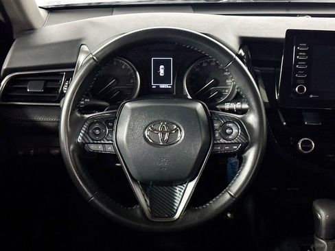 Used 2023 Toyota Camry SE image 13