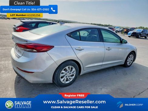 Used 2017 Hyundai Elantra SE FWD image 4