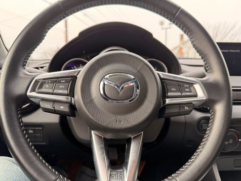 Used 2024 MAZDA MX-5 Miata Sport w/ Appearance Package image 17