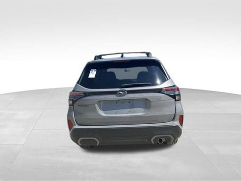 Used 2025 Subaru Forester Limited AWD/4WD image 4