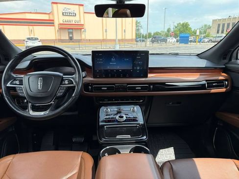 Certified 2023 Lincoln Nautilus Reserve AWD/4WD image 15