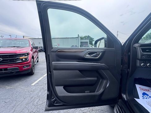 Used 2023 GMC Yukon SLE w/ Max Trailering Package AWD/4WD image 19