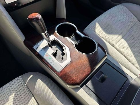 Used 2013 Toyota Camry XLE w/ Preferred Accessory Pkg image 30