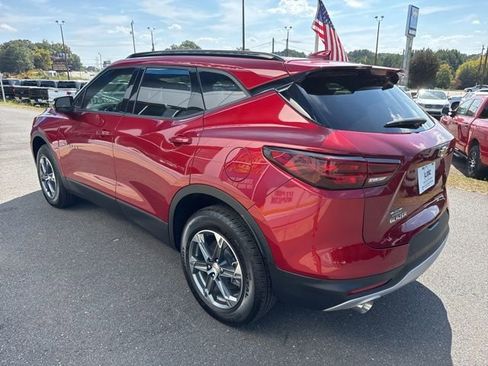 New 2025 Chevrolet Blazer LT image 4