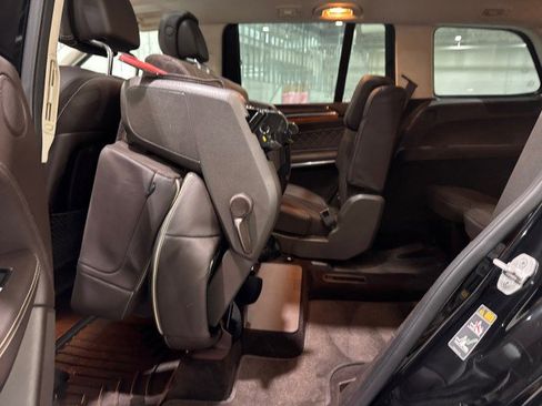 Used 2018 Mercedes-Benz GLS 550 4MATIC image 50