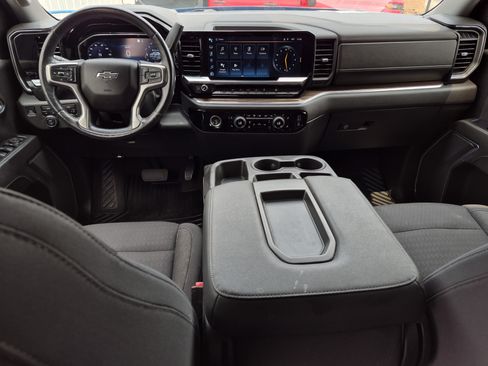 Used 2022 Chevrolet Silverado 1500 RST AWD/4WD image 17