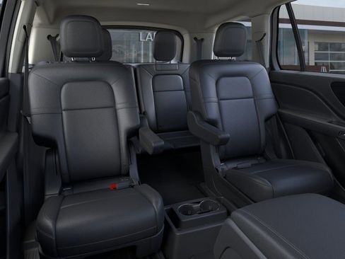 New 2026 Lincoln Aviator AWD image 11