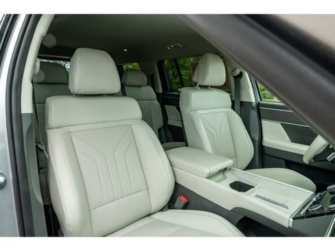 Used 2026 Hyundai Santa Fe SEL FWD image 19