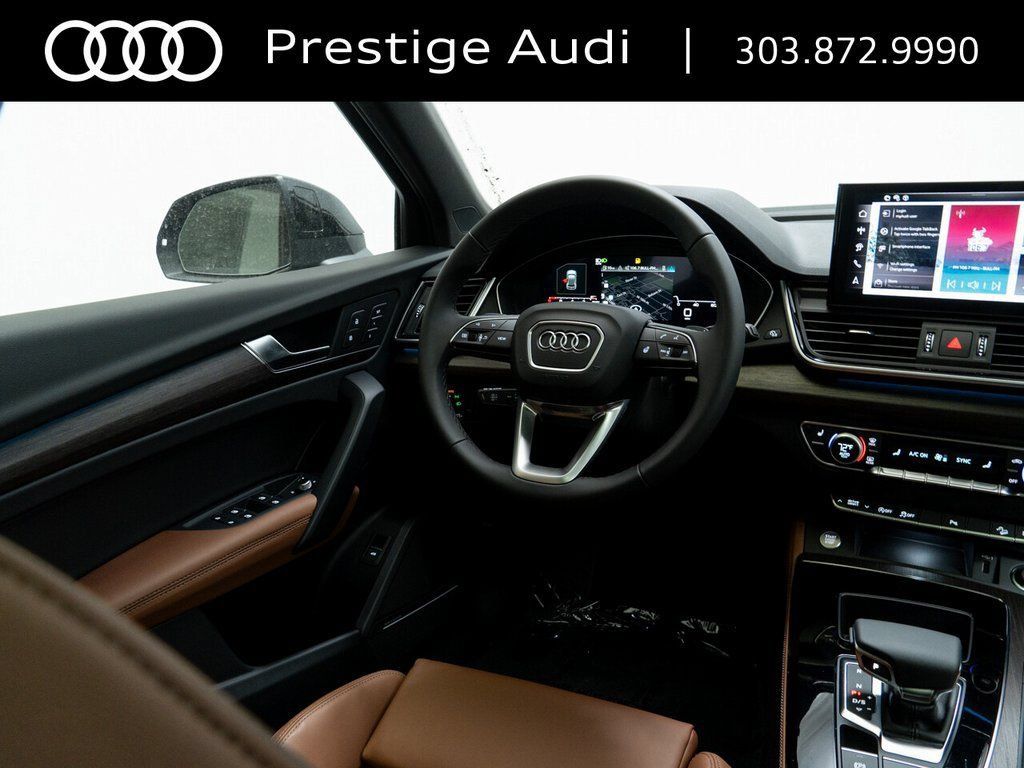 Used 2025 Audi Q5 2.0T Premium Plus w/ Premium Plus Package AWD/4WD image 29