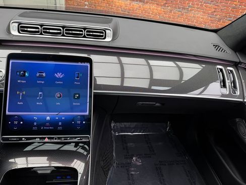 Used 2025 Mercedes-Benz S 580 S 580 image 17