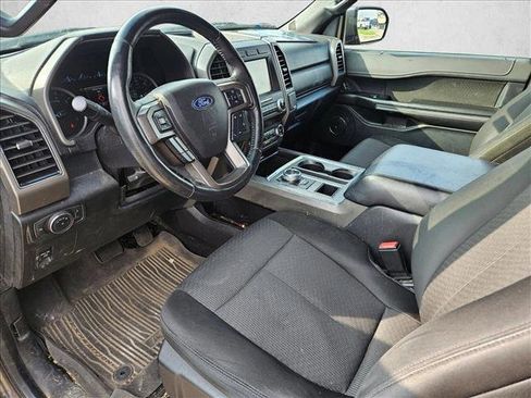 Used 2019 Ford Expedition Max XLT image 9