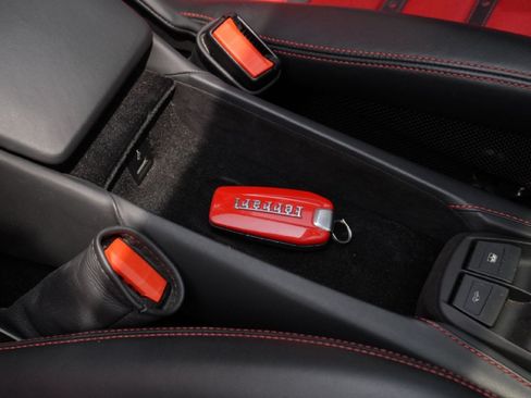 Used 2019 Ferrari 488 Spider RWD image 41
