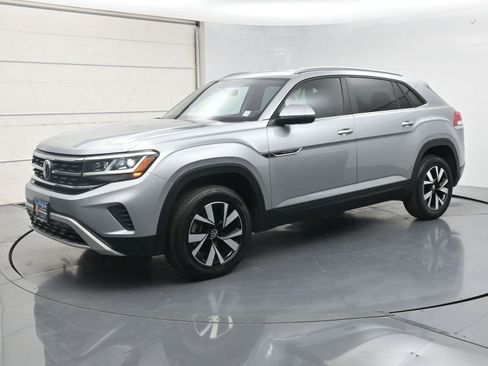 Used 2022 Volkswagen Atlas Cross Sport SE AWD/4WD image 1