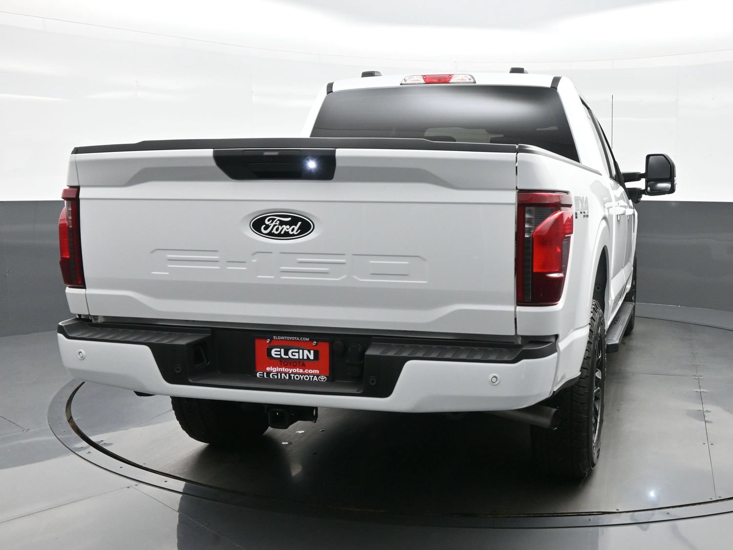 Used 2024 Ford F150 XLT w/ FX4 Off-Road Package AWD/4WD image 5