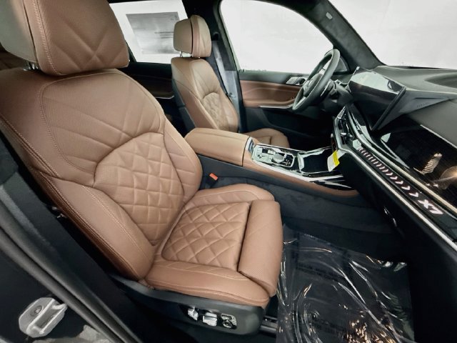 New 2027 BMW X7 xDrive40i w/ M Sport Package AWD/4WD image 31