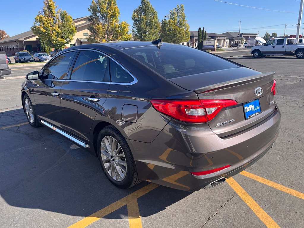 Used 2015 Hyundai Sonata Limited w/ Option Group 06 FWD image 5